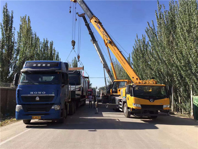 山城区“省油又稳当”—— 吊车的 “智能节能” 技术